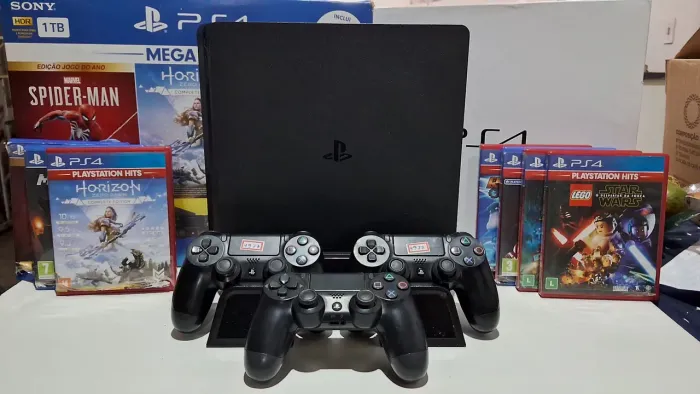PlayStation 4 Slim 1Tb + Itens