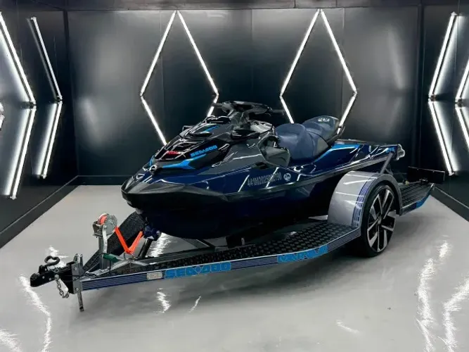 JET SKI SEADOO GTX 230 2025