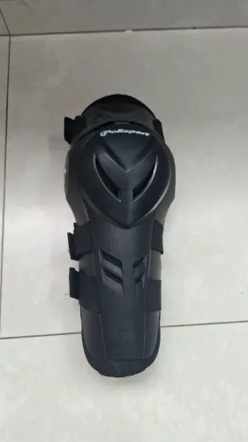Joelheiras articuladas Polisport Devil