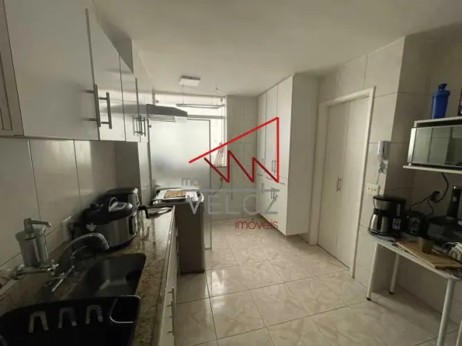 Apartamento - / Residencial / Laranjeiras