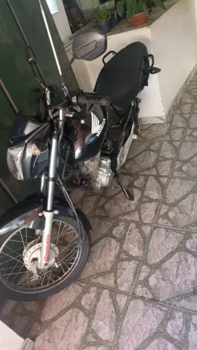 Moto preta 15. Mil km rodados