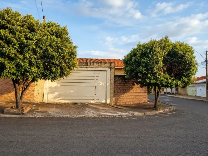 Casa a venda em Serrana-SP