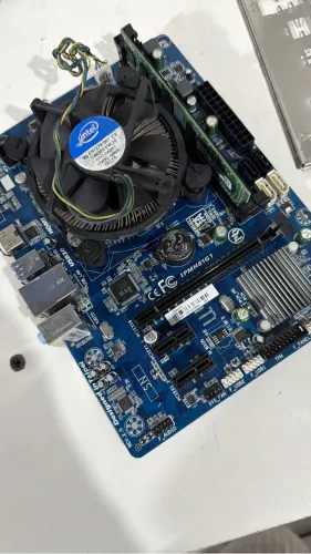 Placa Mãe 1150 Intel Completa Seminova Intel Gold