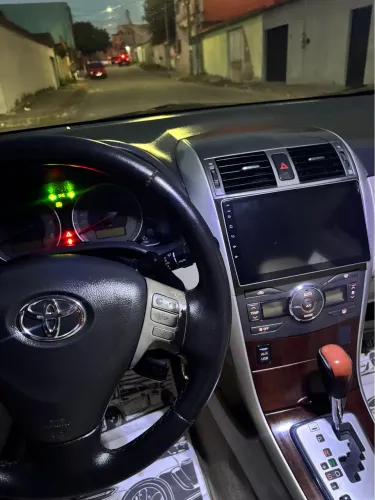 Toyota Corolla Altis 2.0 Flex 16V Aut. 2012