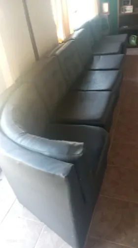 Vendo sofá poltrona 6 Módolo usado poucas vezes