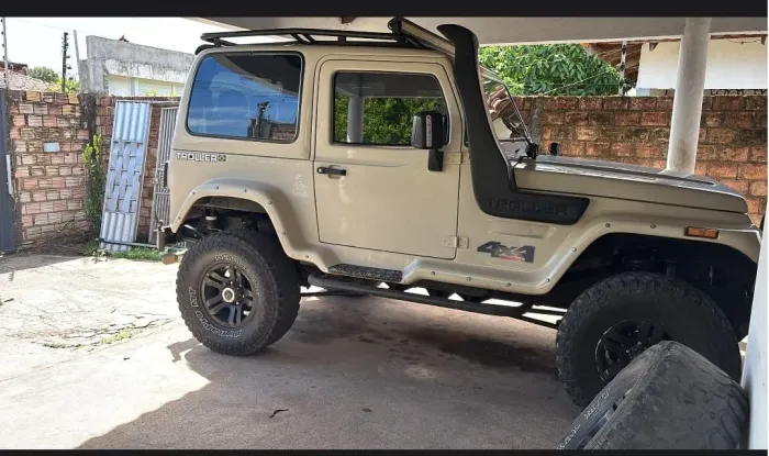 Troller T-4 4X4 3.0 TB Int. Cap. Rígida Diesel 2008