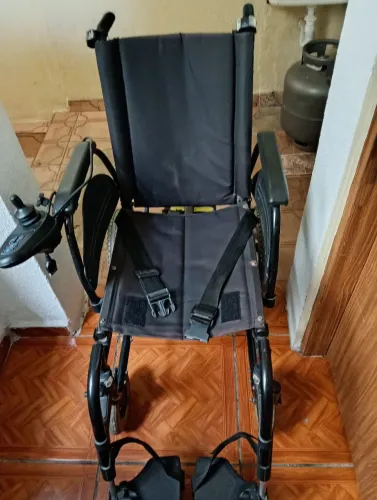 Cadeira de Rodas Motorizada Ortobras