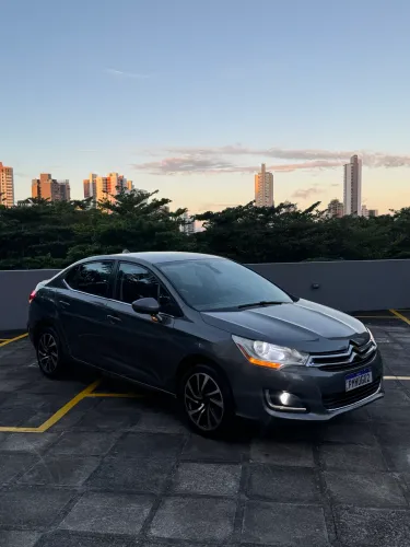 Citroen C4 Lounge Tendance 1.6 Turbo Flex Aut. 2015