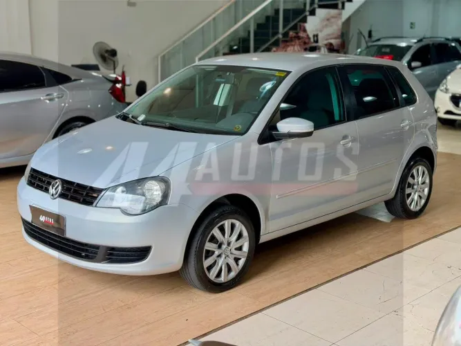 Volkswagen Polo 1.6 Mi/s.ouro 1.6 MI Tot.flex 8V 5P 2014