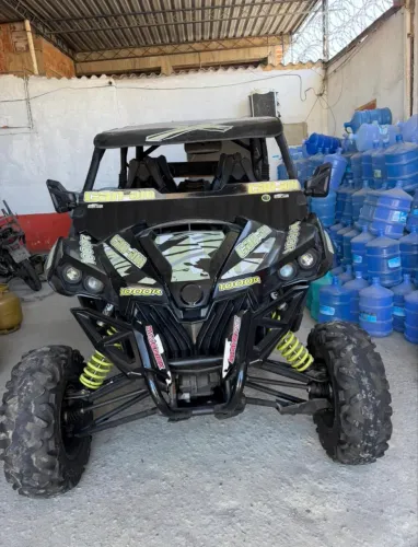 Quadriciclo maverick 4x4, 2015, 4 lugares .