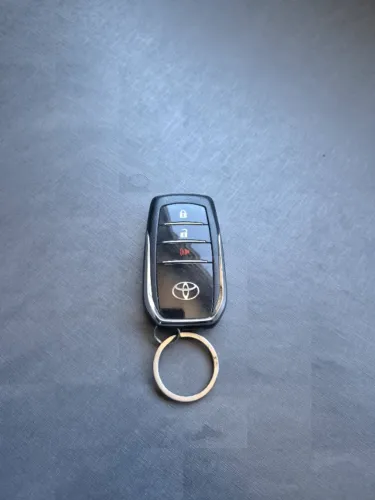 Chave presencial Toyota Hilux/SW4 2016-2026