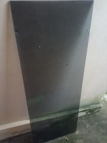 Vende se prateleira de vidro