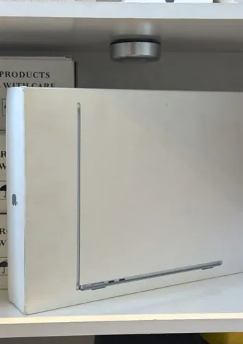 MacBook Air M4 16GB/256GB