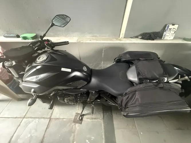 Mt 07 MÁQUINA