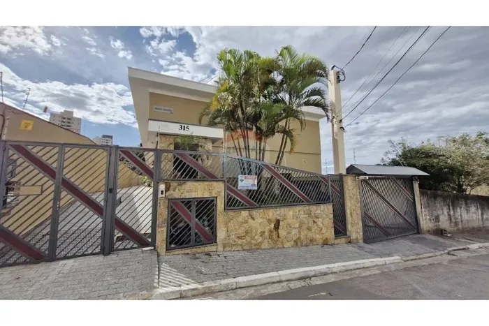 Casa condomínio 3 quartos à venda Tucuruvi com 2 vagas de garagem.