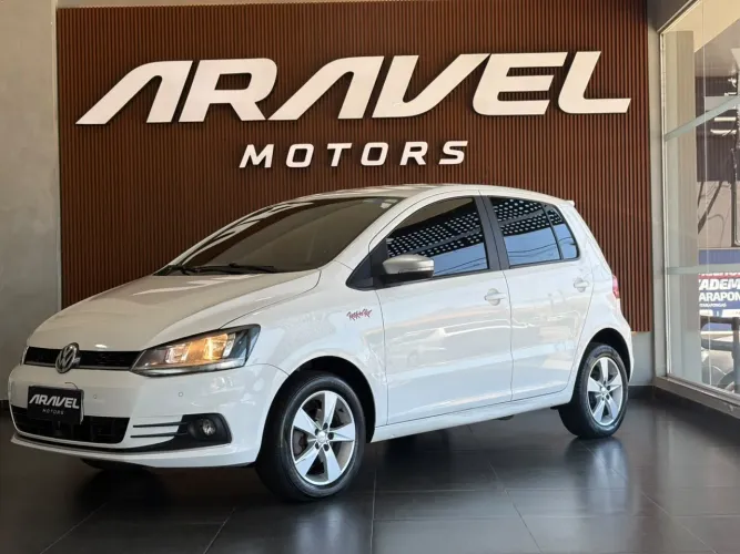 Volkswagen Fox Rock IN RIO 1.6 MI Total Flex 8V 5P 2016