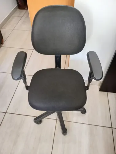 Cadeira de giratória de escritório