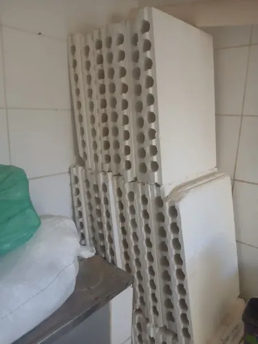 Blocos de gesso várias unidades disponíveis