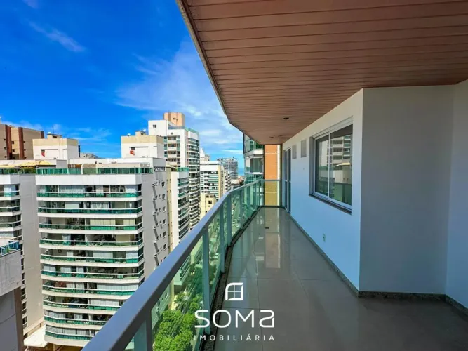 Apartamento à venda em Itapuã