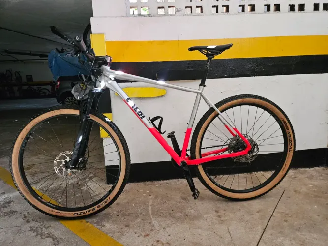 Bicicleta Caloi Elite Deore