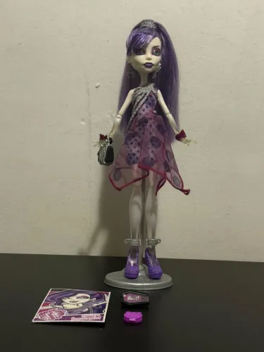 Boneca Monster High Spectra Dot Dead Gorgeous