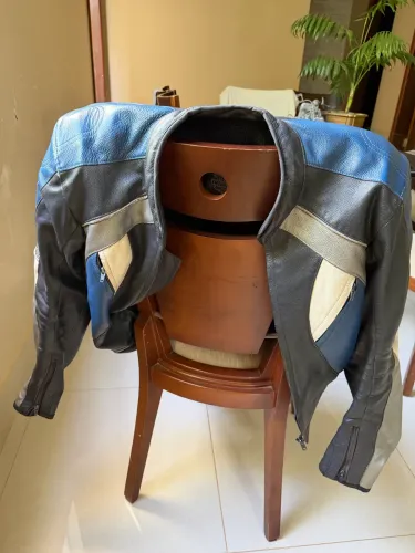 Jaqueta de couro para moto Carmona