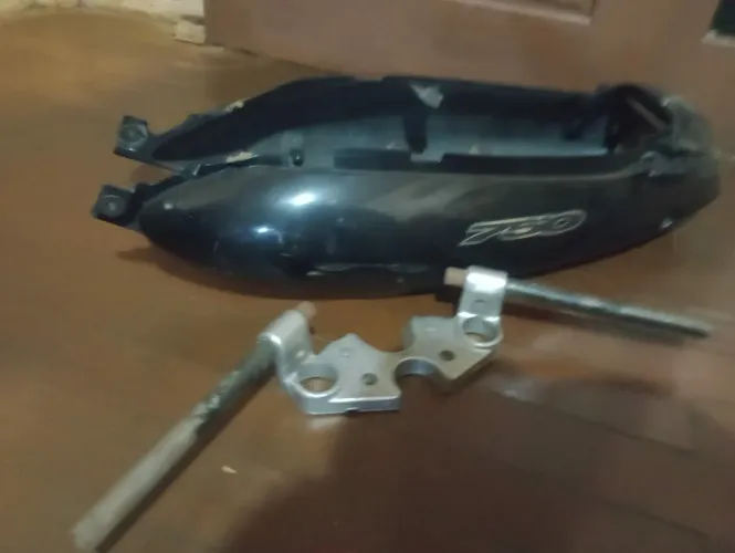 Mesa guidão gsxf 750 Suzuki 99