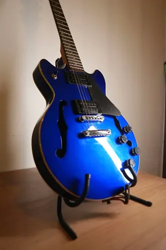 Guitarra Semi Acústica Golden / Relíquia