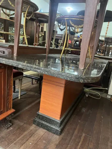 Mesa madeira com tampo em granito