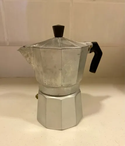 Cafeteira Italiana Moka. Antiguinha.