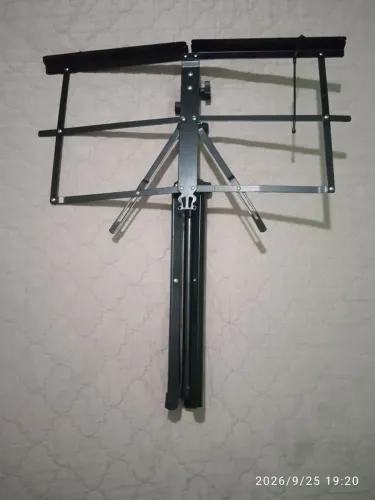 Pedestal para pasta de música