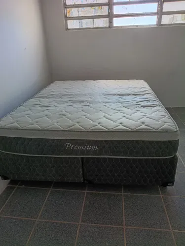 Cama box Queen size + colchão Premium biflex com Euro pillow e molas ensacadas 