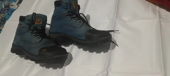 Bota masculina 
