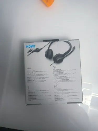 Fone Logitech h-390