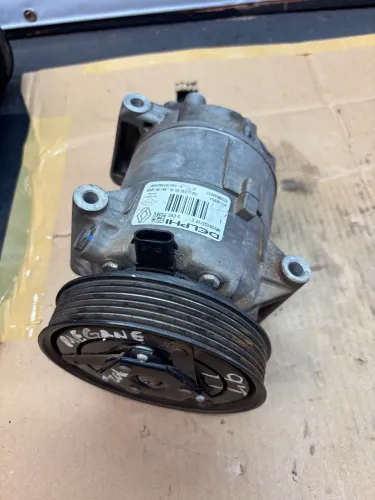 Compressor ar condicionado Renault Megane 1.6 2010