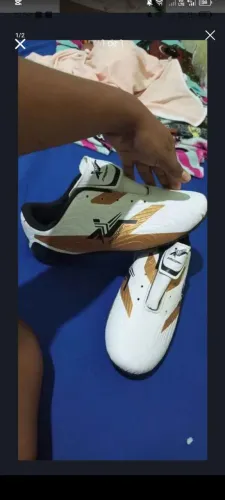 Chuteira nunca usada 