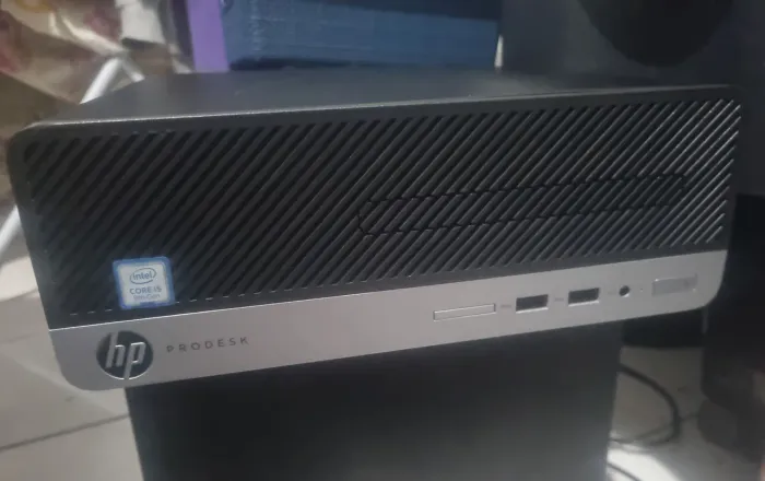 CPU COMPUTADOR HP i5 256GB<br>8GB RAM