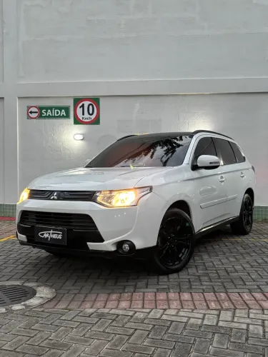 Mitsubishi Outlander 2.0 16V 160cv Aut. 2015