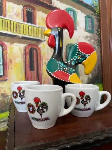 XÍCARAS CAFEZINHO GALO DE BARCELOS PORTUGAL 
