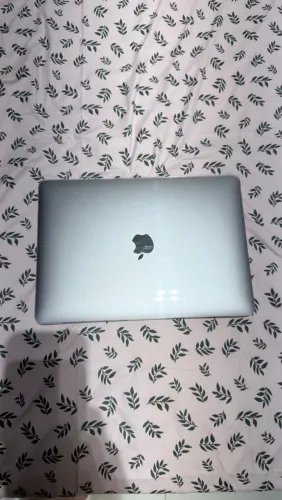 MacBook Air 13" M1 500GB 8 RAM