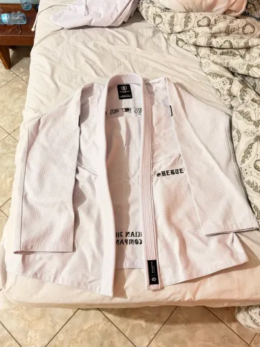 Kimono Suerte Jiu-Jitsu Branco A3 - Completo