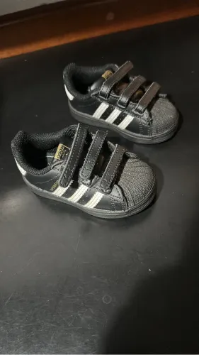 Tenis original adidas 18