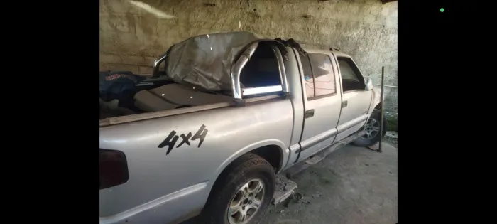 Chevrolet S10 P-up Luxe 2.5 4X4 CD TB MAX HST Dies 2000