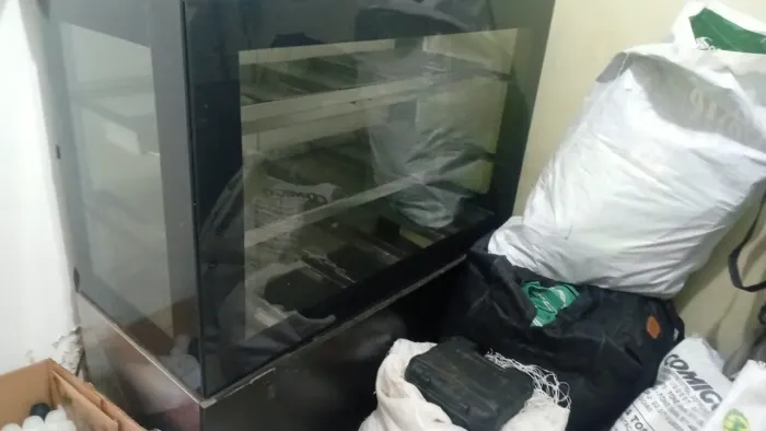 Vende se itens para lanchonete e mercearia 