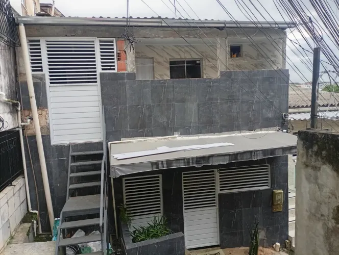 Casas pra venda 4 casas ótimo Lugar Tel *69