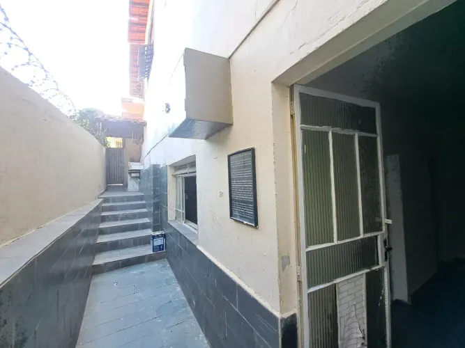EXCELENTE CASA PARA LOCAÇÃO NO BAIRRO PLANALTO