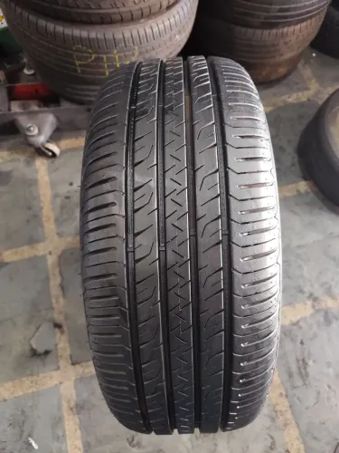 Pneu 235/50/19 Goodyear Effficient SuV. 99%