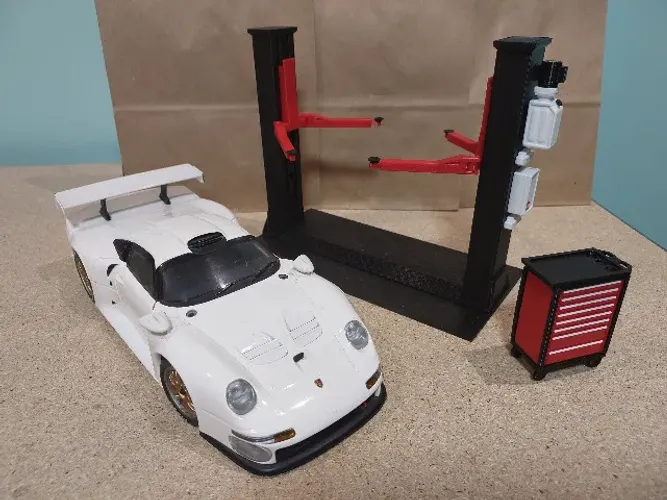 Miniatura Porsche 991 GT1 - UL Models (1:18)