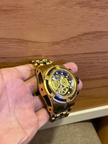 Relógio Invicta Bolt Zeus Skeleton em perfeito estado