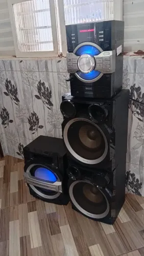 Som Panasonic 1.200 Watts de potência
